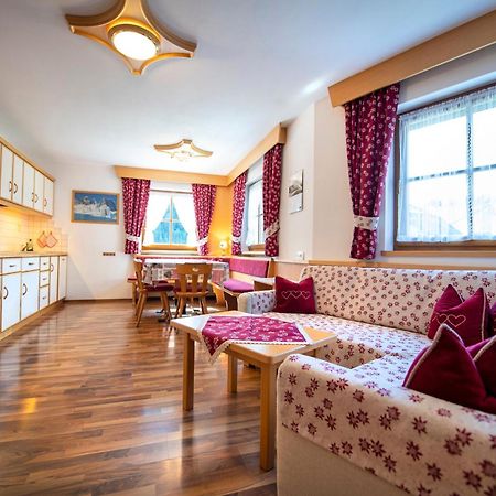Apartments Miara Santa Cristina Val Gardena Ngoại thất bức ảnh
