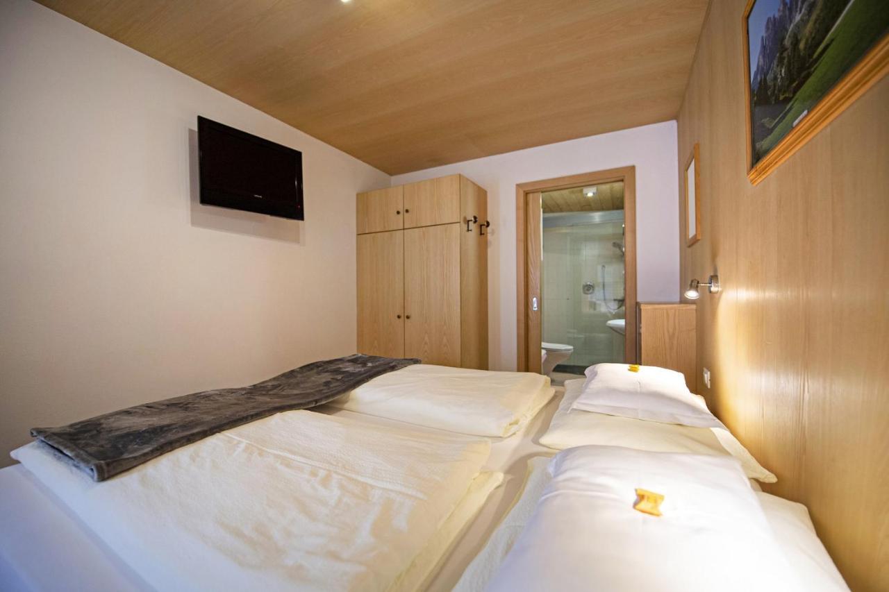 Apartments Miara Santa Cristina Val Gardena Ngoại thất bức ảnh