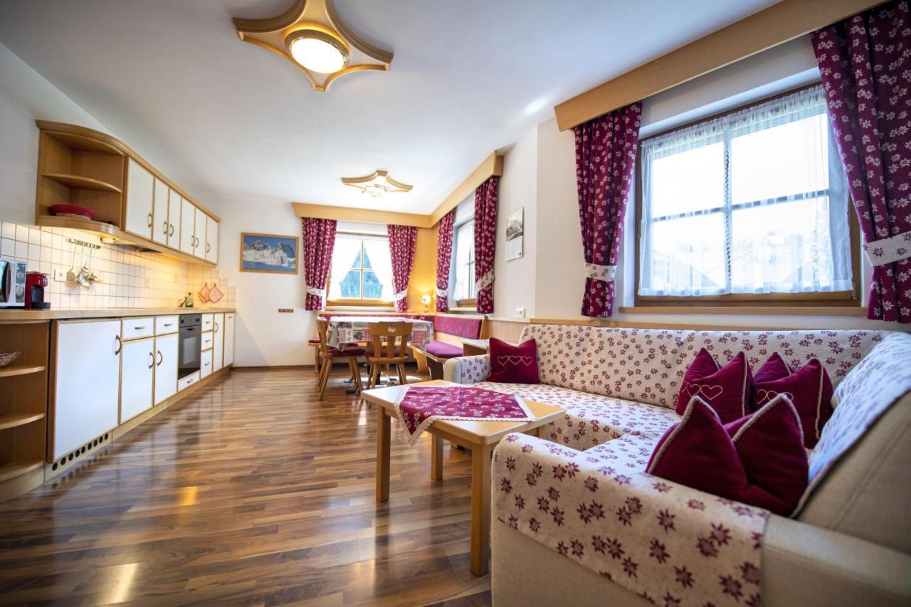 Apartments Miara Santa Cristina Val Gardena Ngoại thất bức ảnh