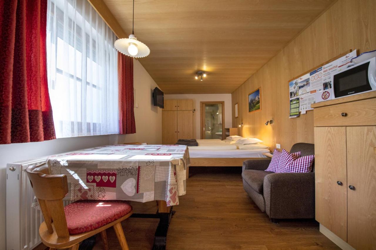 Apartments Miara Santa Cristina Val Gardena Ngoại thất bức ảnh