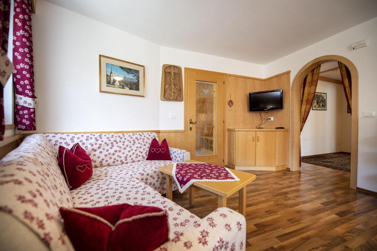Apartments Miara Santa Cristina Val Gardena Ngoại thất bức ảnh