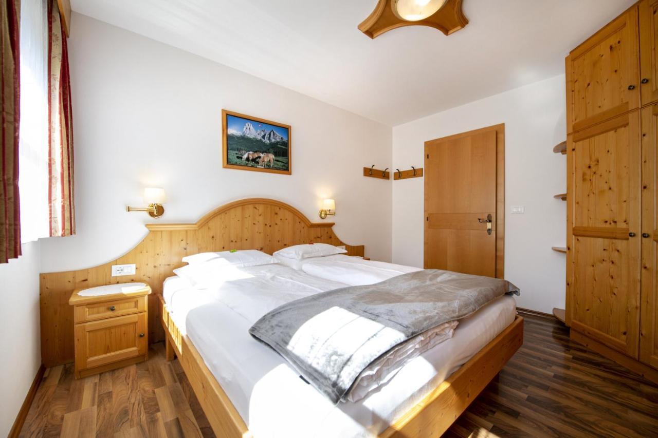 Apartments Miara Santa Cristina Val Gardena Ngoại thất bức ảnh